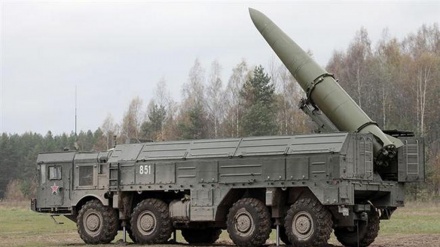 Russia holds drills involving ballistic missiles near western border