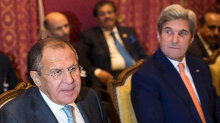 Lozan toplantısından sonra Lavrov ve Kerry'den açıklama 