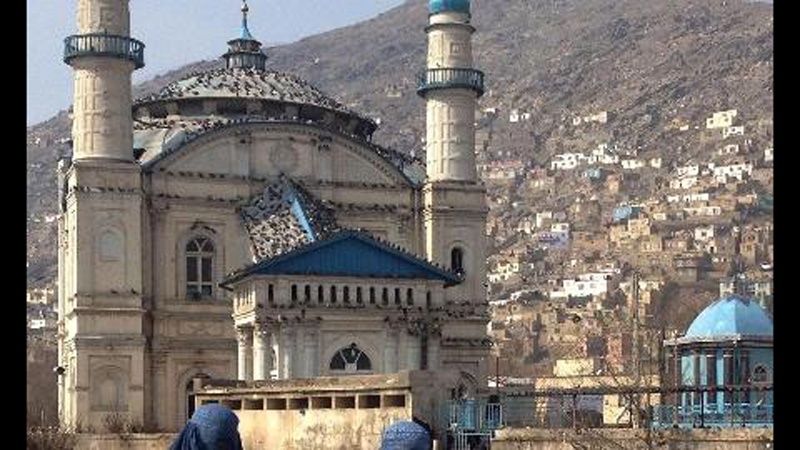 Magaidi washambulia msikiti Kabul na kuua makumi usiku wa Tasua