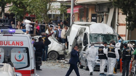 Esplosione in centro Tunisi, nove feriti