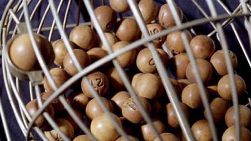 旅行が当たるくじ引き