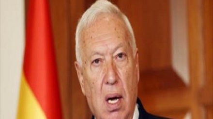 Es un “disparate”: Margallo censura plan de deportación de Trump