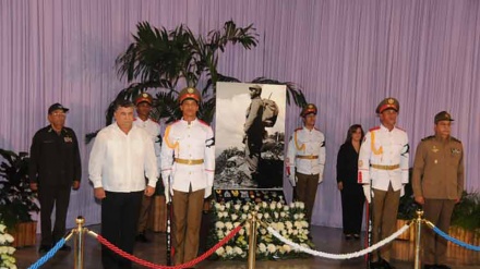 Comienzan honras fúnebres en homenaje a Fidel Castro