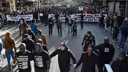 French, Spanish women protest violence, gender gap