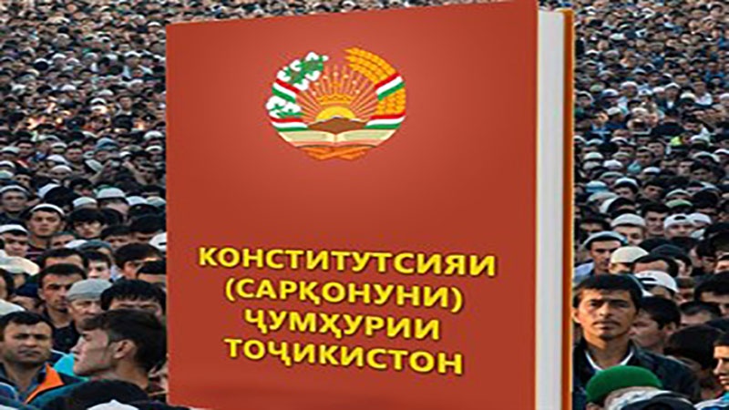 Таҳкими қудрати Эмомалӣ Раҳмон натиҷаи ислоҳияҳои Қонуни асосии Тоҷикистон

