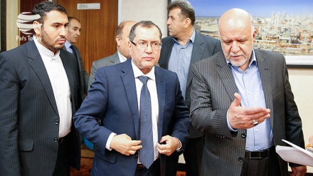 OPEC oturumu öncesi İran Petrol Bakani ile Cezayir Enerji bakanı Tahran'da Bir Araya Geldiler