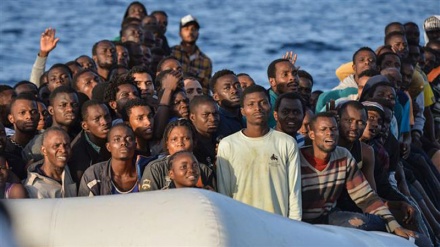 Italian police deny allegations of abusing refugees