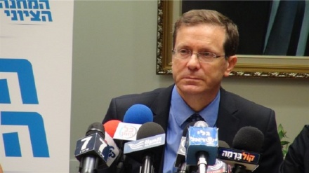 הרצוג: הקואליציה חותרת תחת אושיות הדמוקרטיה