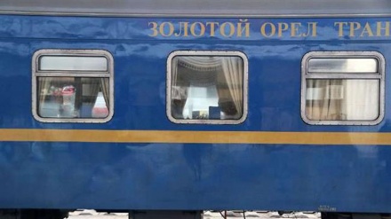 Rus turistlerin treni mukaddes Meşhed kentine vardı