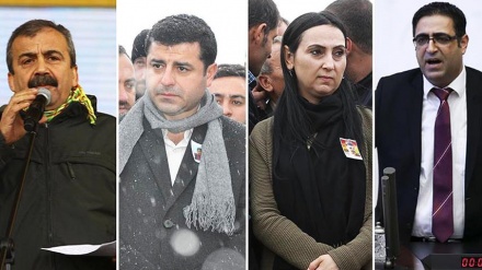 Türkiye Başbakanı, HDP'lilerin gözaltına alınmasını savundu