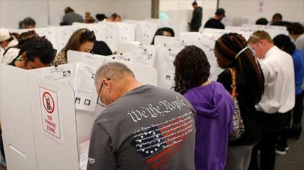 Voto anticipado de latinos sube y el de negros baja en EEUU