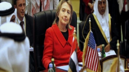 Wikileaks: Clinton ha interferito nelle indagini sulle violazioni dei diritti umani in Bahrain