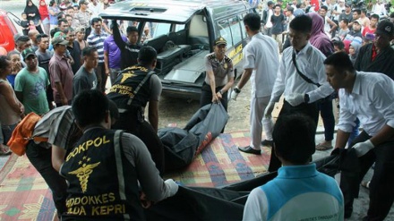 Watu 54 wafa maji baada ya boti yao kuzama Indonesia