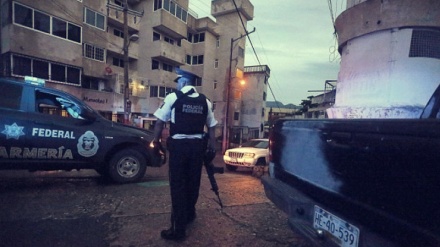 Messico, assalto armato in un night club; morti e feriti