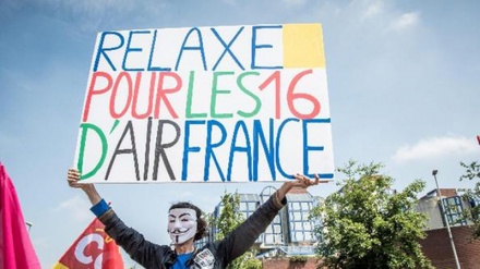 Francia: condannati 3 ex dipendenti Air France