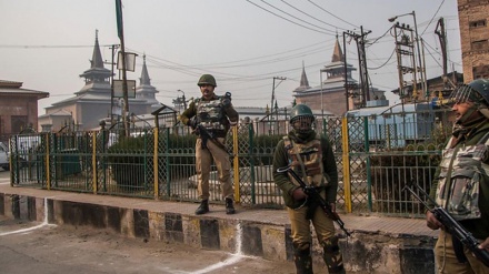 Kashmir: tensioni India-Pakistan, al telefono capi militari