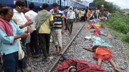 Índia: Sobe para 138 número de mortos do acidente ferroviário