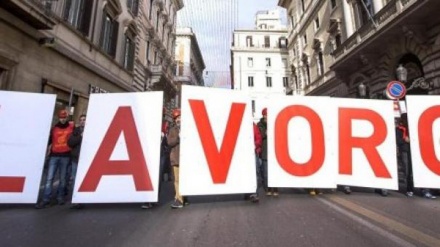 Istat: disoccupazione sale all'11,1%