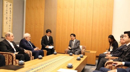 イラン外相、日本の安倍総理大臣と会談