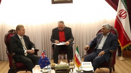 Подписание соглашение о расширении научно-технического сотрудничества на встрече Фархади с министром торговли Новой Зеландии