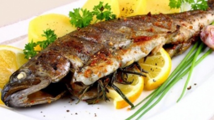 Дармони ревматизми буғумҳо бо хурдани моҳии озод 