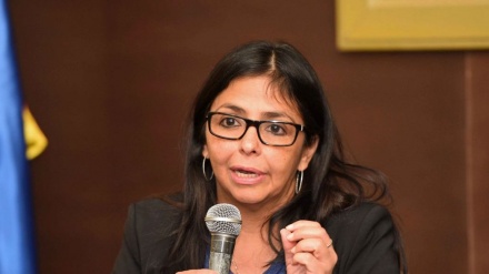 Chanceler da Venezuela vai a reunião do Mercosul sem ter sido convidada