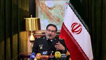 Shamkhani descreve plano de quatro pontos do Irã em busca da paz Síria