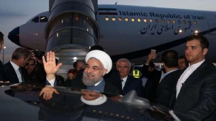 Киргизия официально встретила президента Ирана