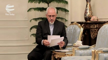 O ministro do Exterior do Irã: Terrorismo fruta de ineficácia situação atual do mundo 