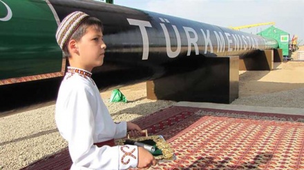 Iran unyielding as gas dispute widens 