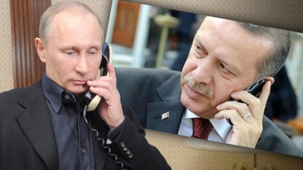 Putin ve  Erdoğan Halep tahliyesinin başarılı bir şekilde  son bulmasından memnun  