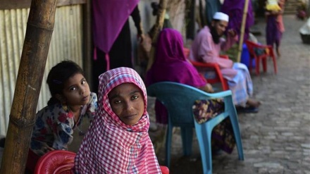 EU pushes for aid access to Muslims besieged by government in Myanmar