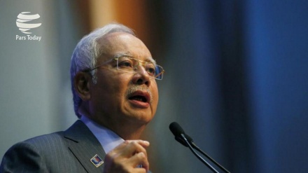 ראש ממשלת מלזיה הודיע על פיזור הפרלמנט