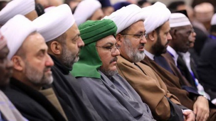 Ansprache des Revolutionsoberhaupt vor den Gästen der  23. Internationalen Konferenz  Islamischer Einheit