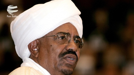 Sudan agrees to hand Bashir to ICC for Darfur crimes