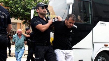 Selama  Enam Bulan ini, Turki Tangkap 1.656 Aktivis Medsos