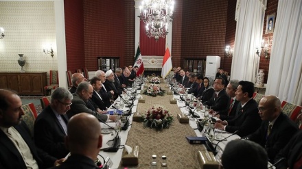 Hasan Ruhani: Iran želi razvoj multilateralnih odnosa s Indonezijom