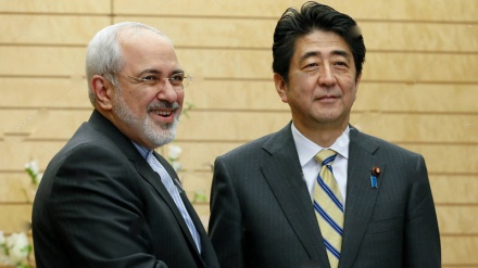  دیدار وزیر خارجه ایران با صدر اعظم جاپان