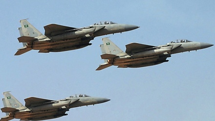 Ərəbıston etirafış karde ki yəmənı canqədə  təcavuzkarə təyyarəonku 10 qılə bə zəmin eqıniyə.