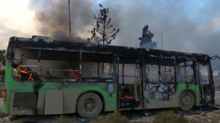 Djegia e autobusëve të Gjysmëhënës së Kuqe në Siri