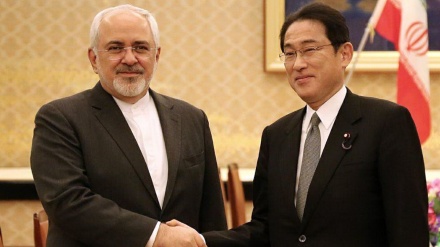 Zarif se reúne com seu homólogo do Japão