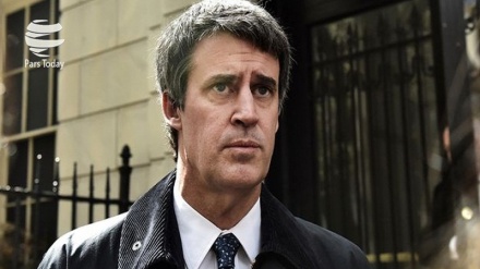 Reformas no Gabinete argentino, a demissão do ministro da Fazenda e dividir  pasta em duas 