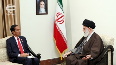 Presiden Joko Widodo Bertemu Ayatullah Ali Khamenei