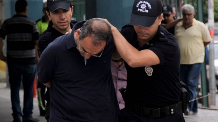 Türkiye'de iki ayda binlerce zanlı tutuklandı