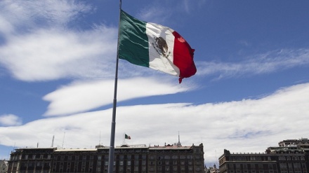 Messico, cade velivolo: morti 