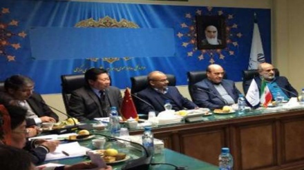 伊中共同贸易额到2020年将达到1000亿美元