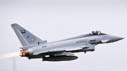 Ativistas britânicos presos por tentarem desarmar aviões de guerra sauditas 