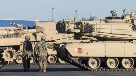 Афзоиши таҳаррукоти зидди русии НАТО бо ирсоли таҷҳизоти ҷангӣ ба Олмон