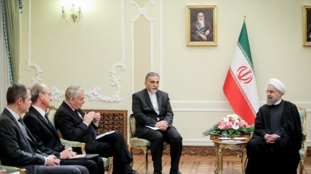 Rouhani: Todos os signatários do JCPOA devem permanecer comprometidos com as obrigações