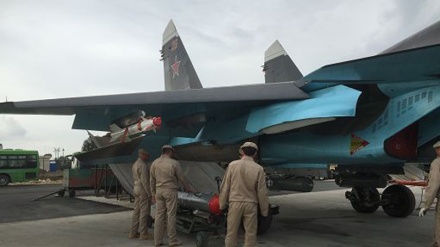 Siria, caccia russi bombardano Daesh a Deir ez-Zor